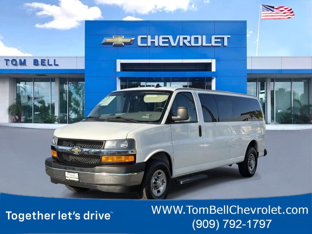 2021 CHEVROLET Express