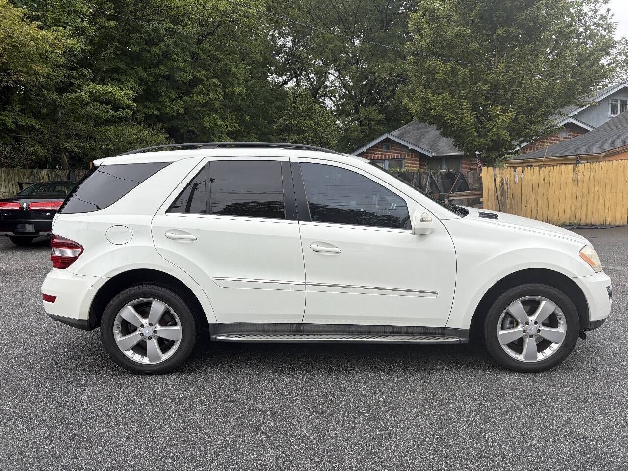 2010 Mercedes-Benz M-Class