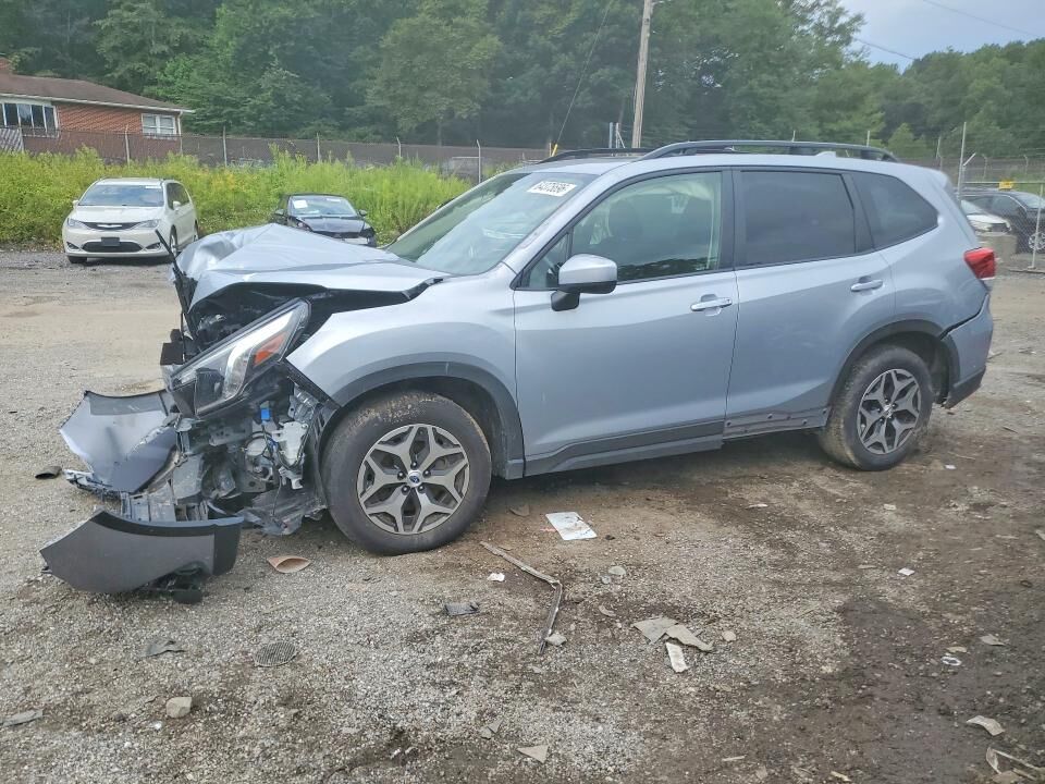 2022 SUBARU Forester