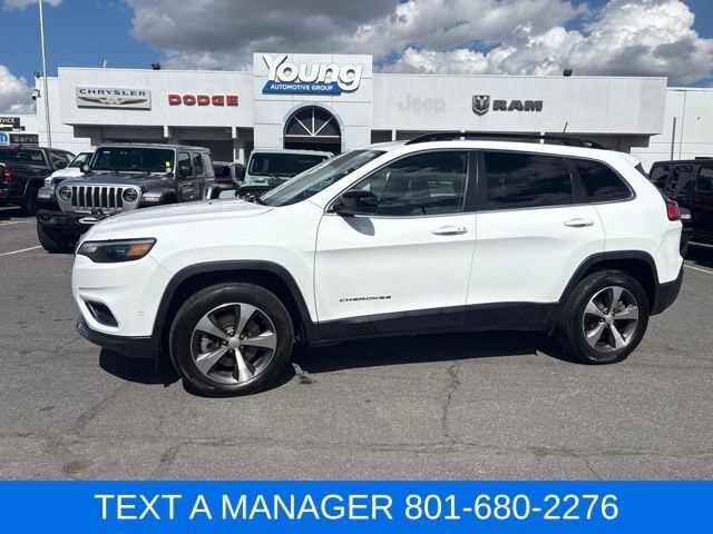 2022 JEEP Cherokee