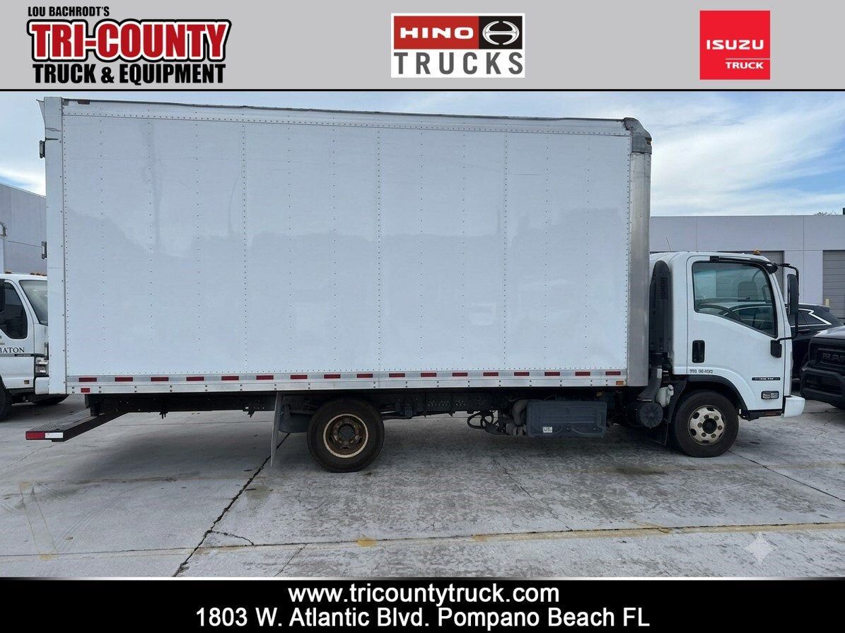 2016 ISUZU NPR-HD