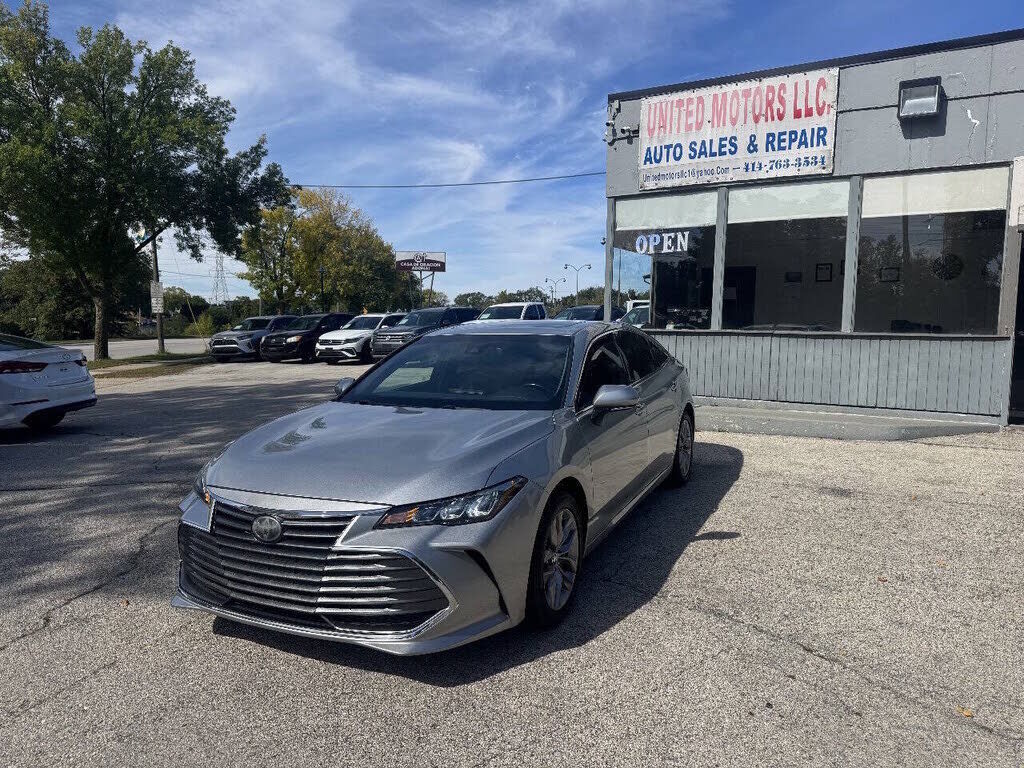 2019 TOYOTA Avalon