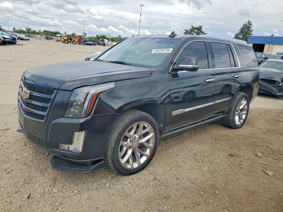 2018 CADILLAC Escalade
