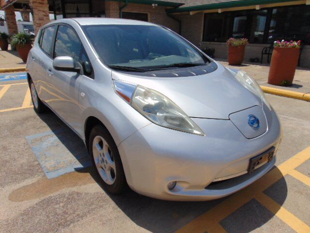 2011 NISSAN Leaf