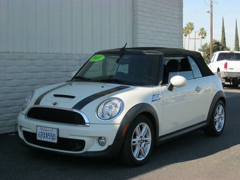 2011 MINI Cooper Convertible