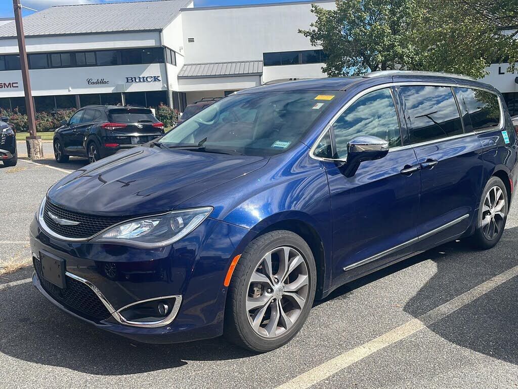 2017 CHRYSLER Pacifica