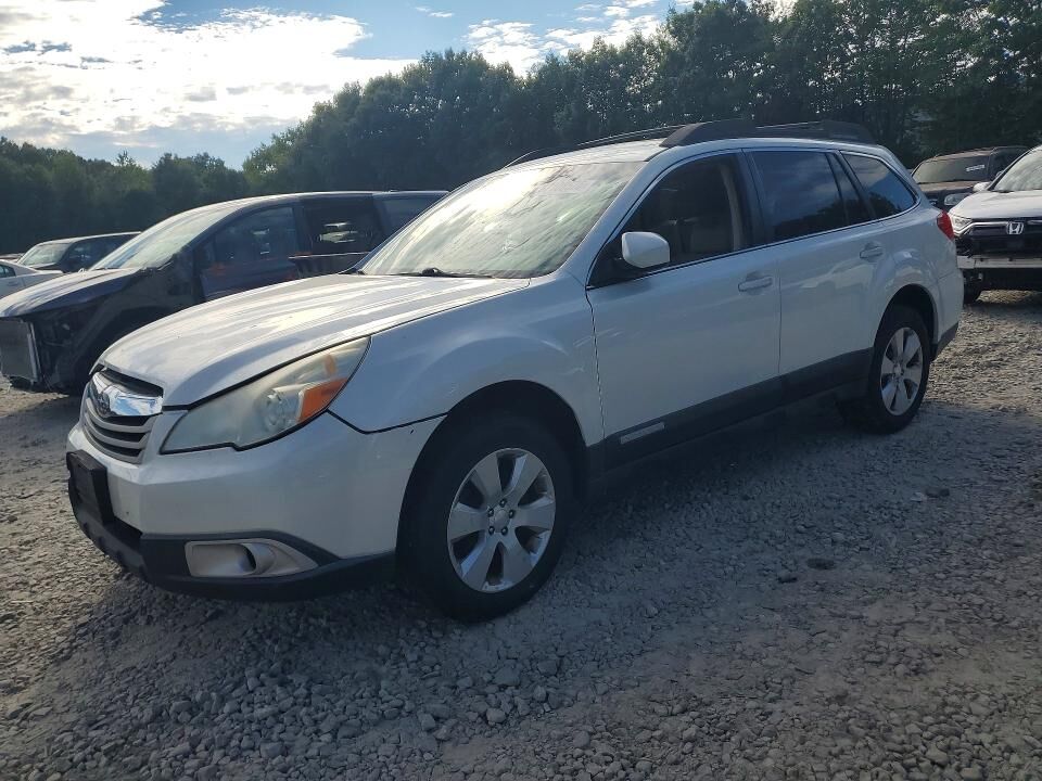 2012 SUBARU Outback
