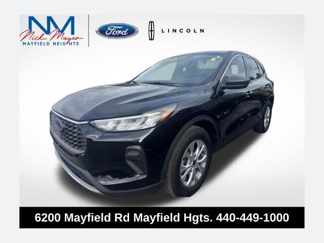 2023 FORD Escape