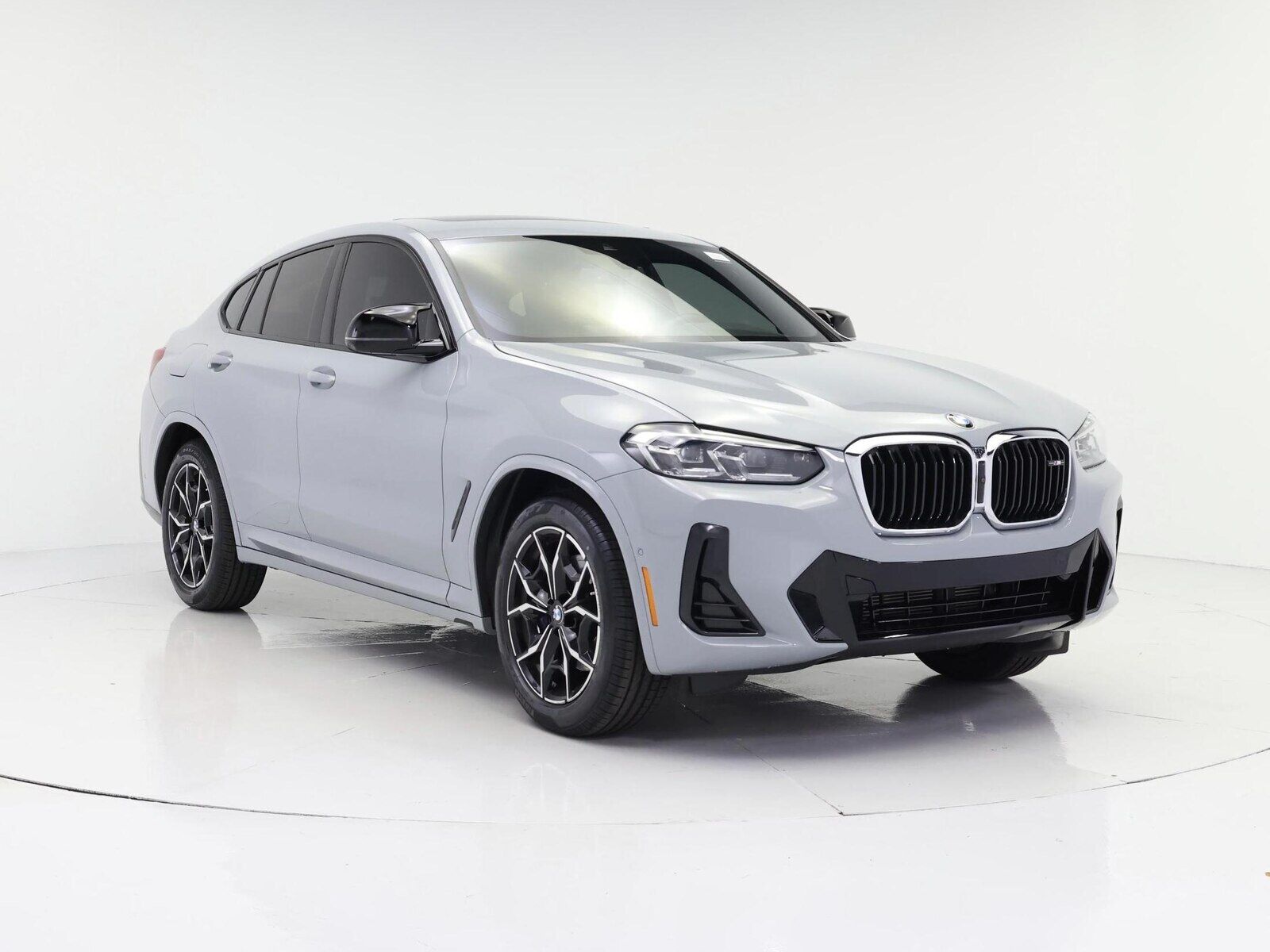 2025 BMW X4