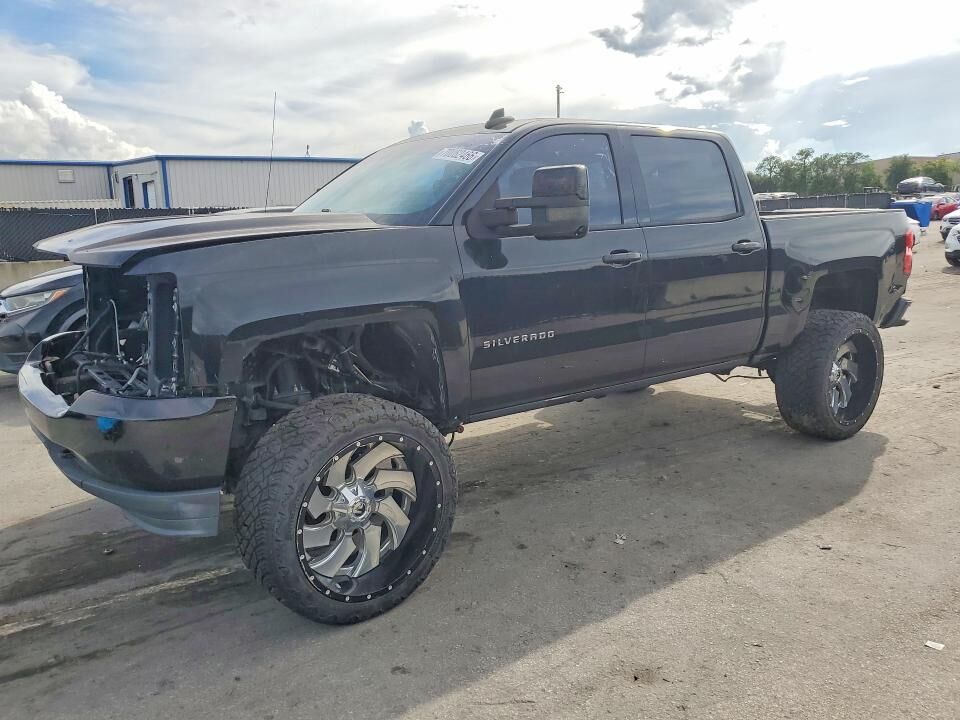2018 CHEVROLET Silverado