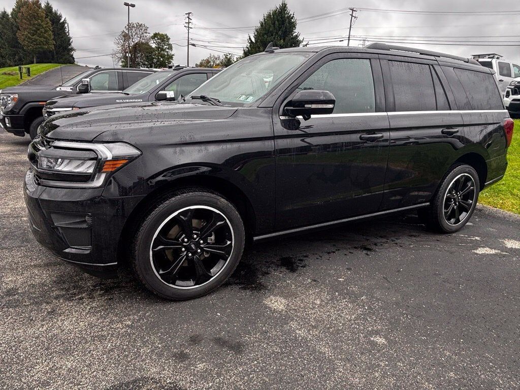 2023 FORD Expedition