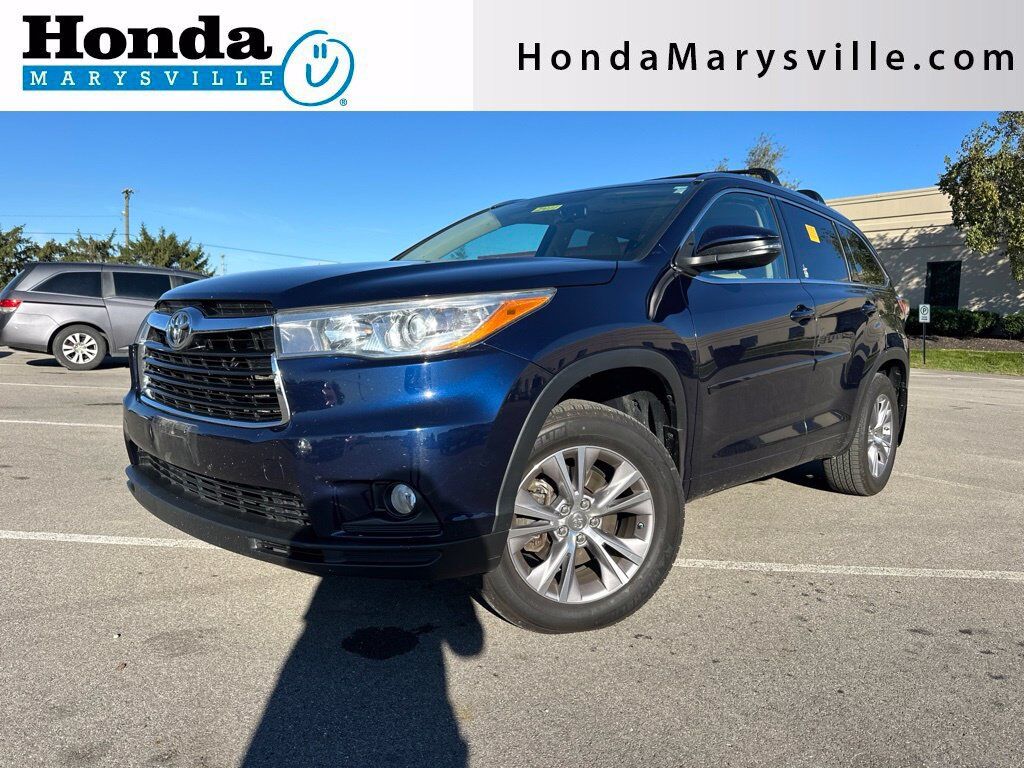 2015 TOYOTA Highlander