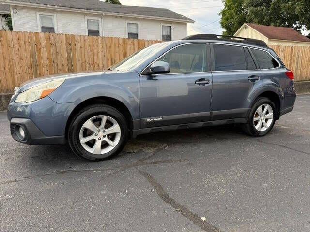 2013 SUBARU Outback