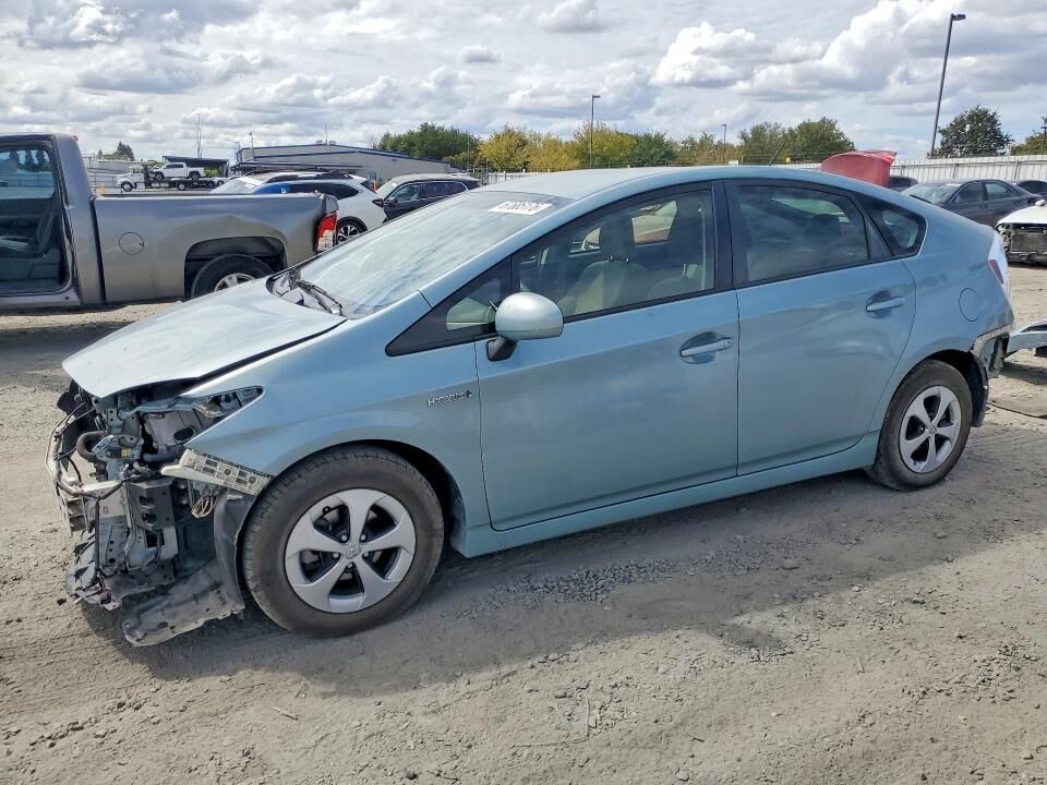 2015 TOYOTA PRIUS