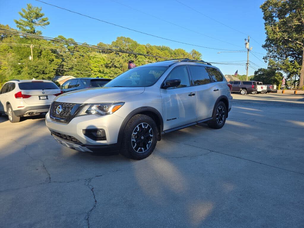 2020 NISSAN Pathfinder