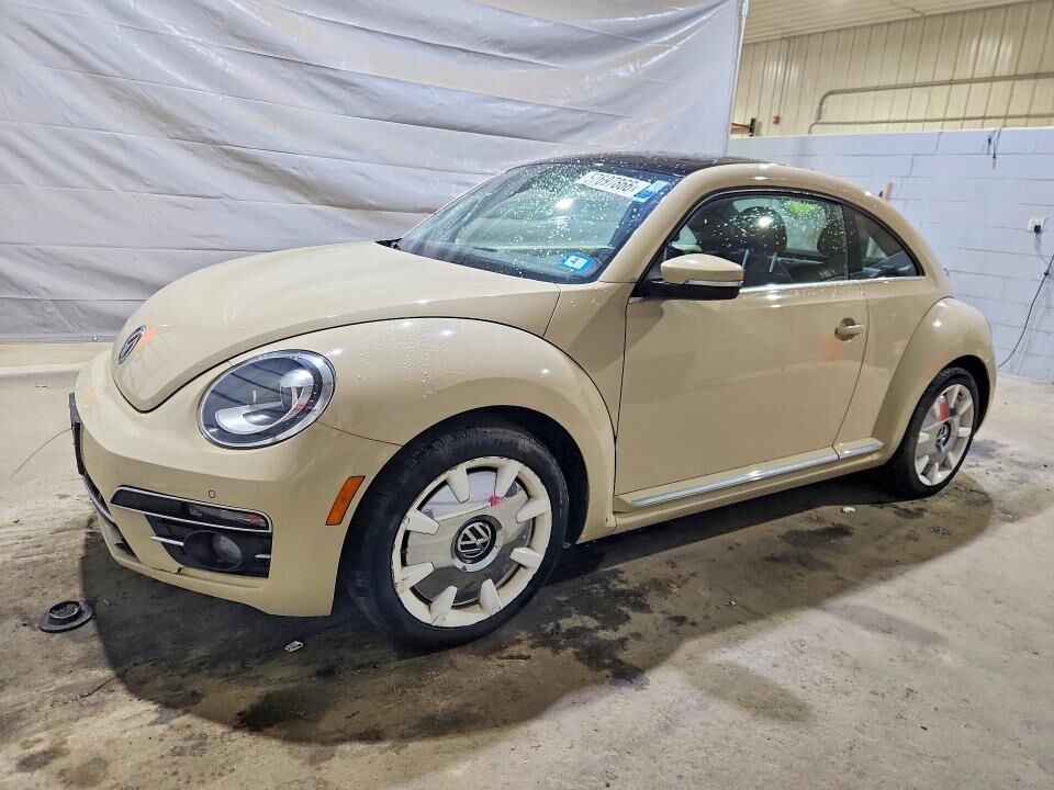 2019 VOLKSWAGEN Beetle