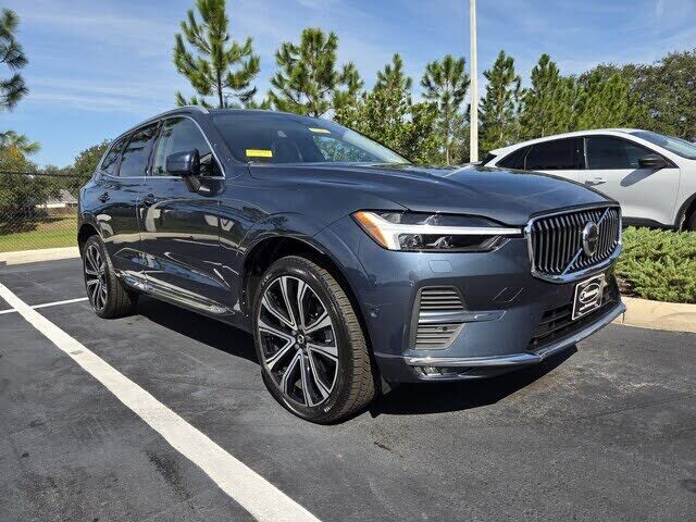 2023 VOLVO XC60