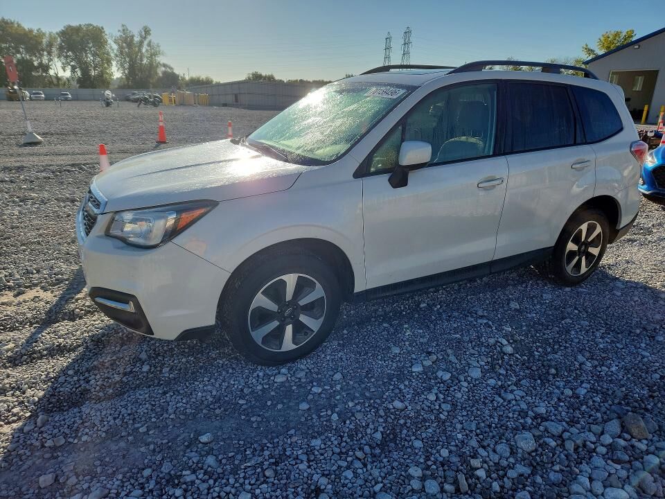 2017 SUBARU Forester