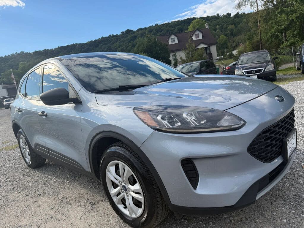 2022 FORD Escape