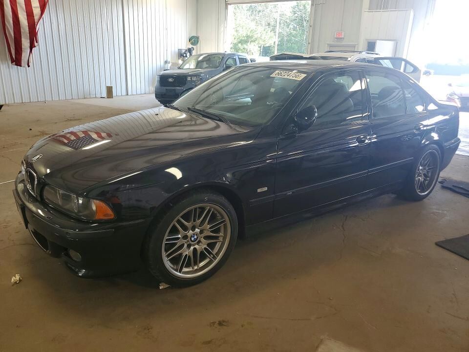 2002 BMW M5