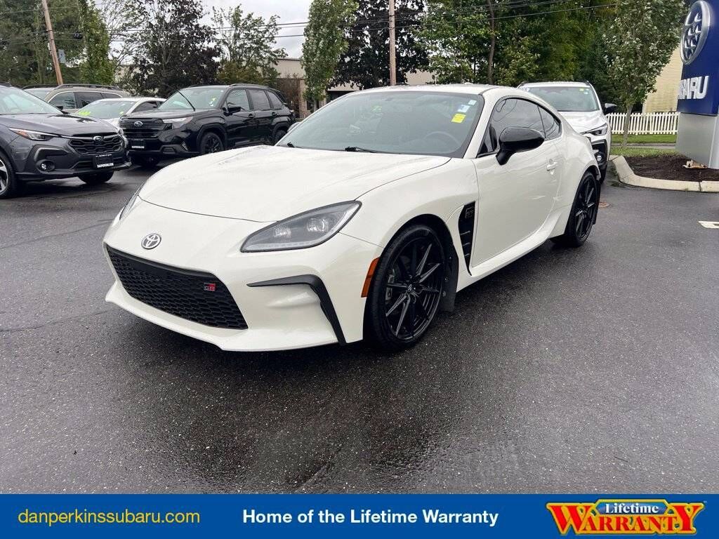 2023 TOYOTA GR86