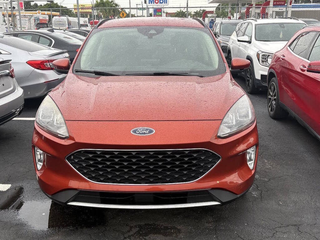 2020 FORD Escape