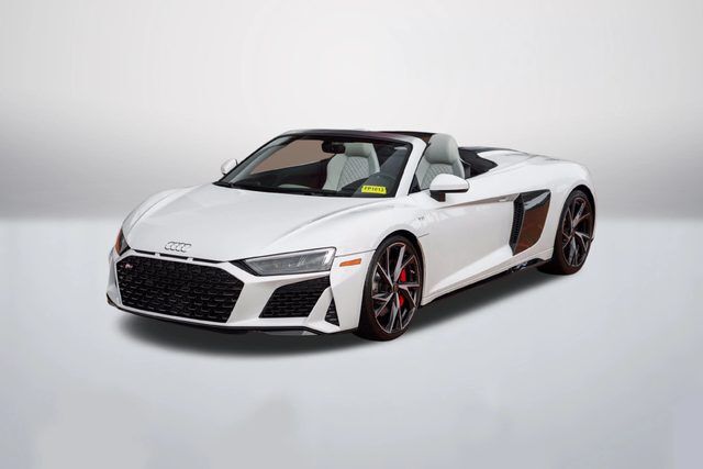 2023 AUDI R8