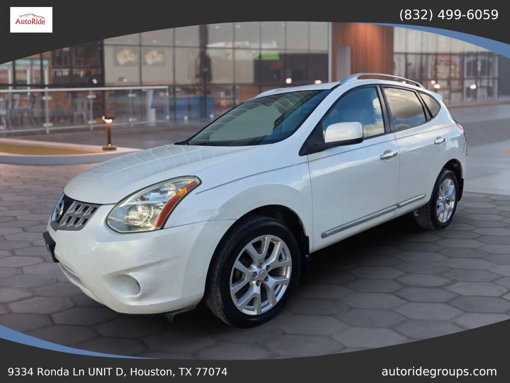 2011 NISSAN Rogue