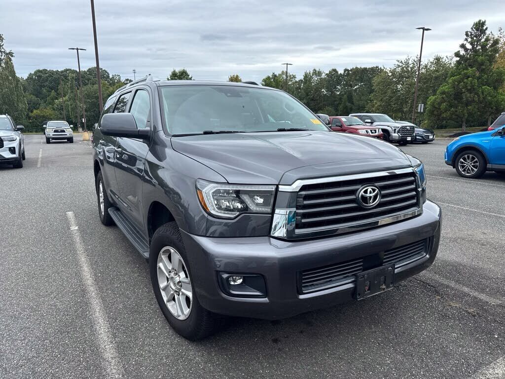 2022 TOYOTA Sequoia