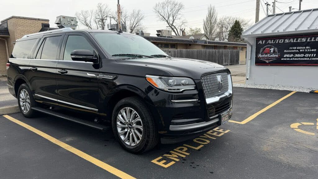 2022 LINCOLN Navigator L