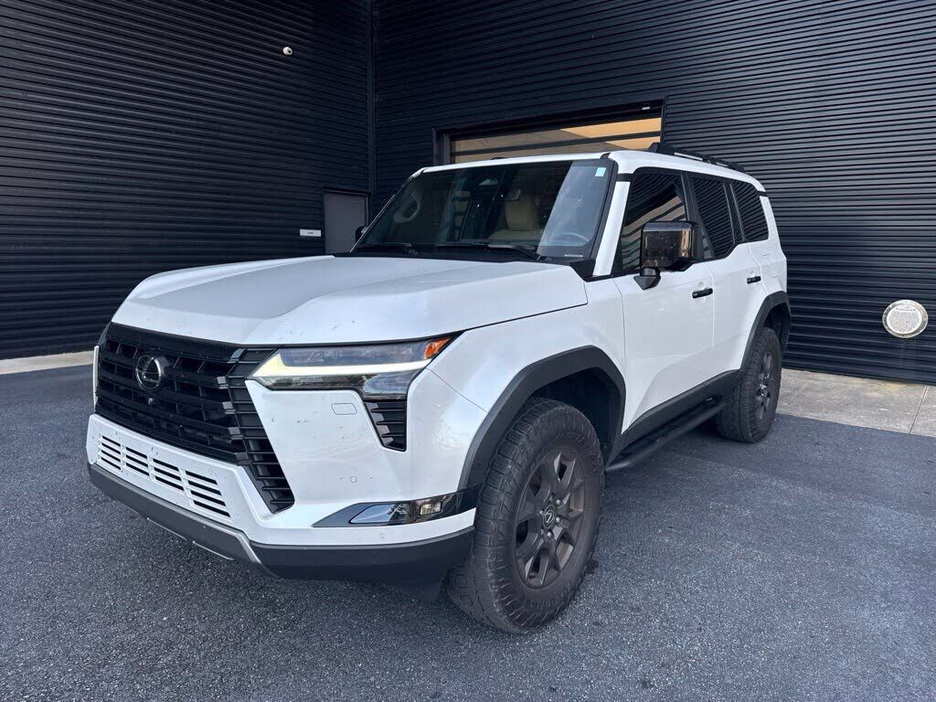 2024 LEXUS GX