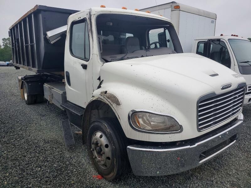 2019 FREIGHTLINER M2