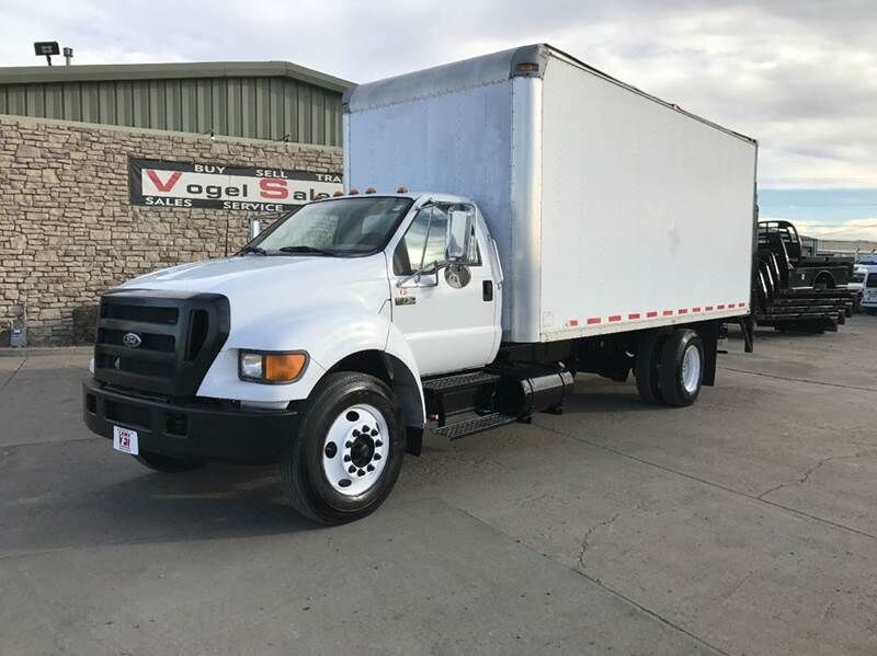 2005 FORD F-750