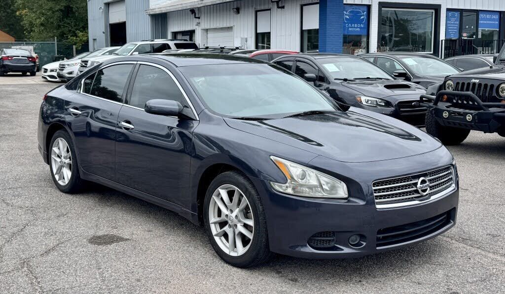 2011 NISSAN Maxima