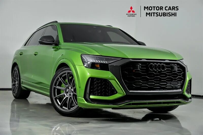 2022 AUDI RS Q8