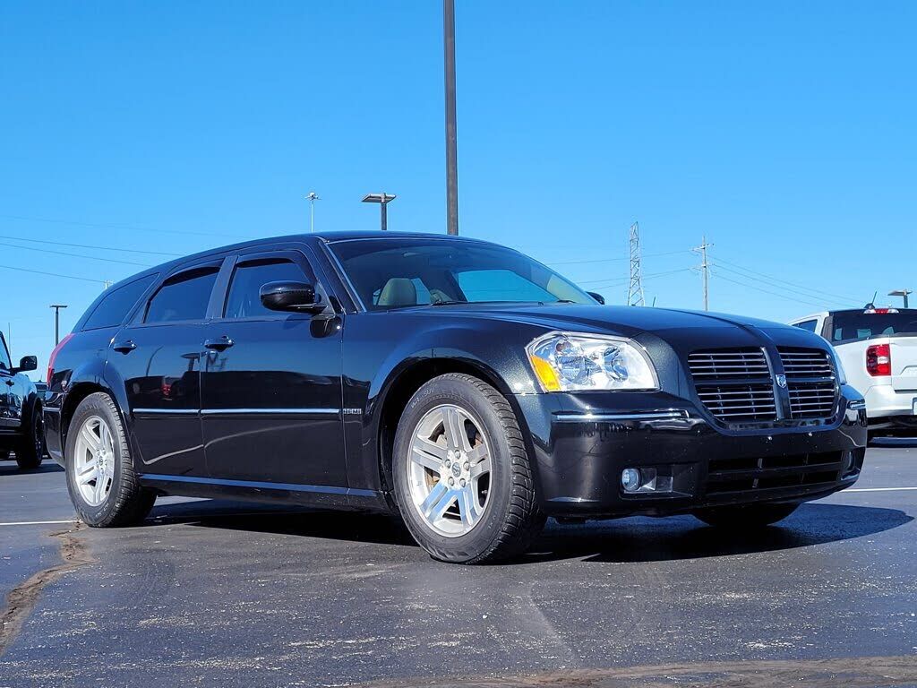 2006 DODGE Magnum