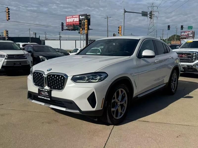 2022 BMW X4