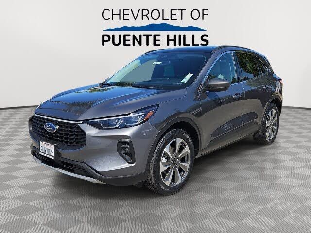 2025 FORD Escape