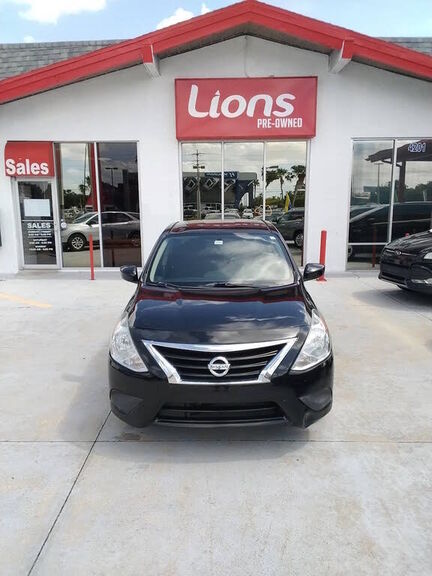 2017 NISSAN Versa