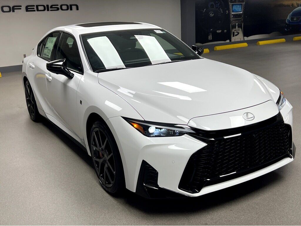 2026 LEXUS IS