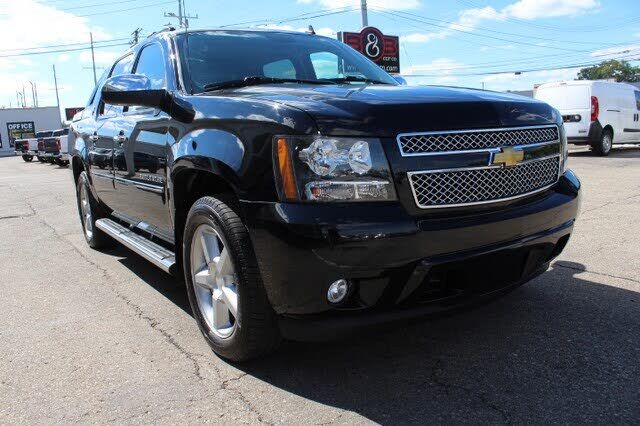 2013 CHEVROLET Avalanche