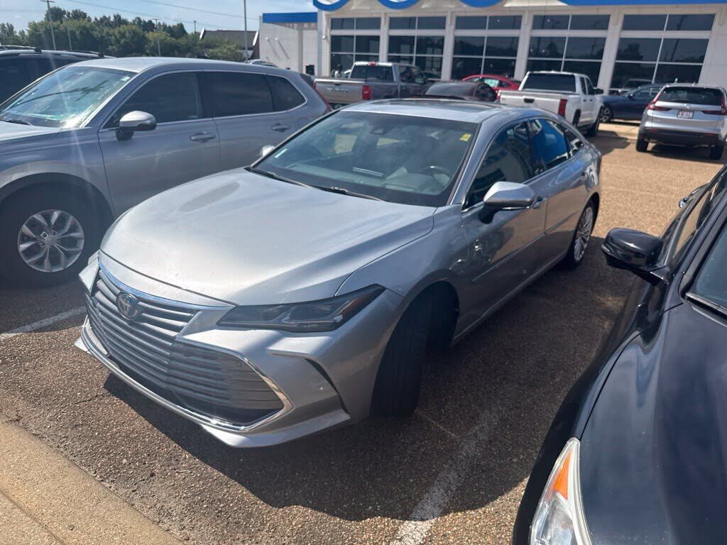 2019 TOYOTA Avalon