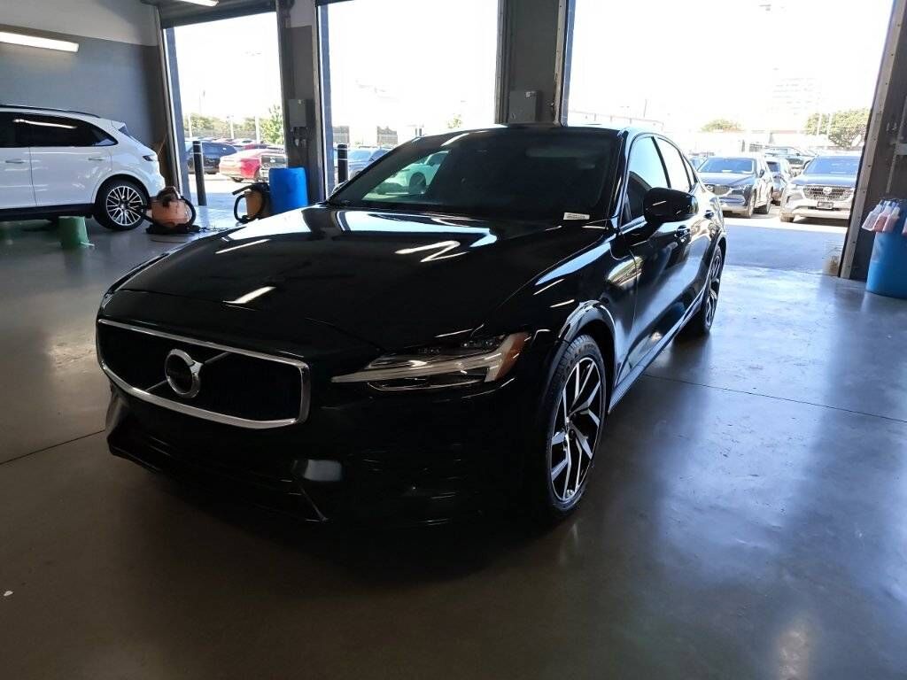 2020 VOLVO S60