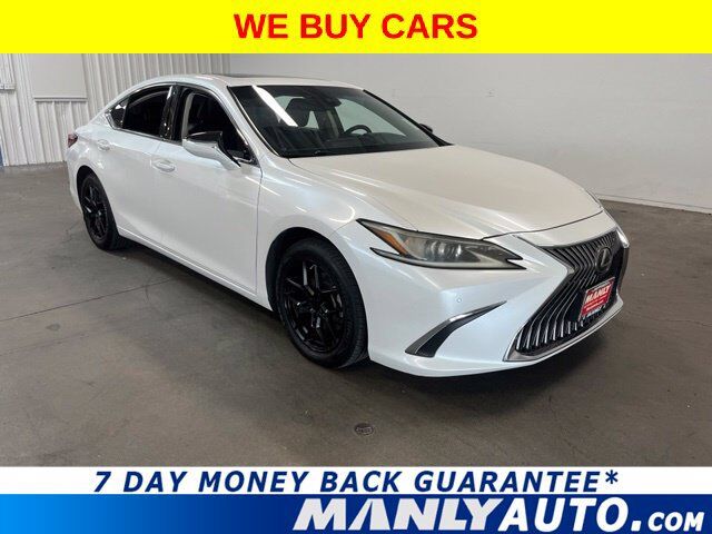2019 LEXUS ES