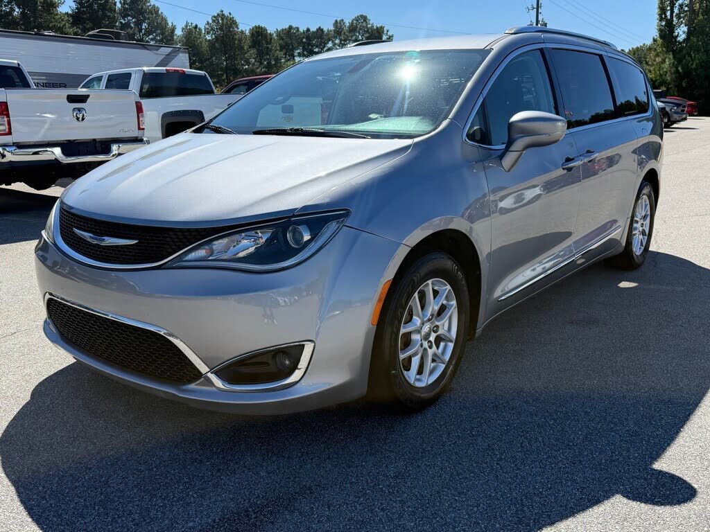2020 CHRYSLER Pacifica