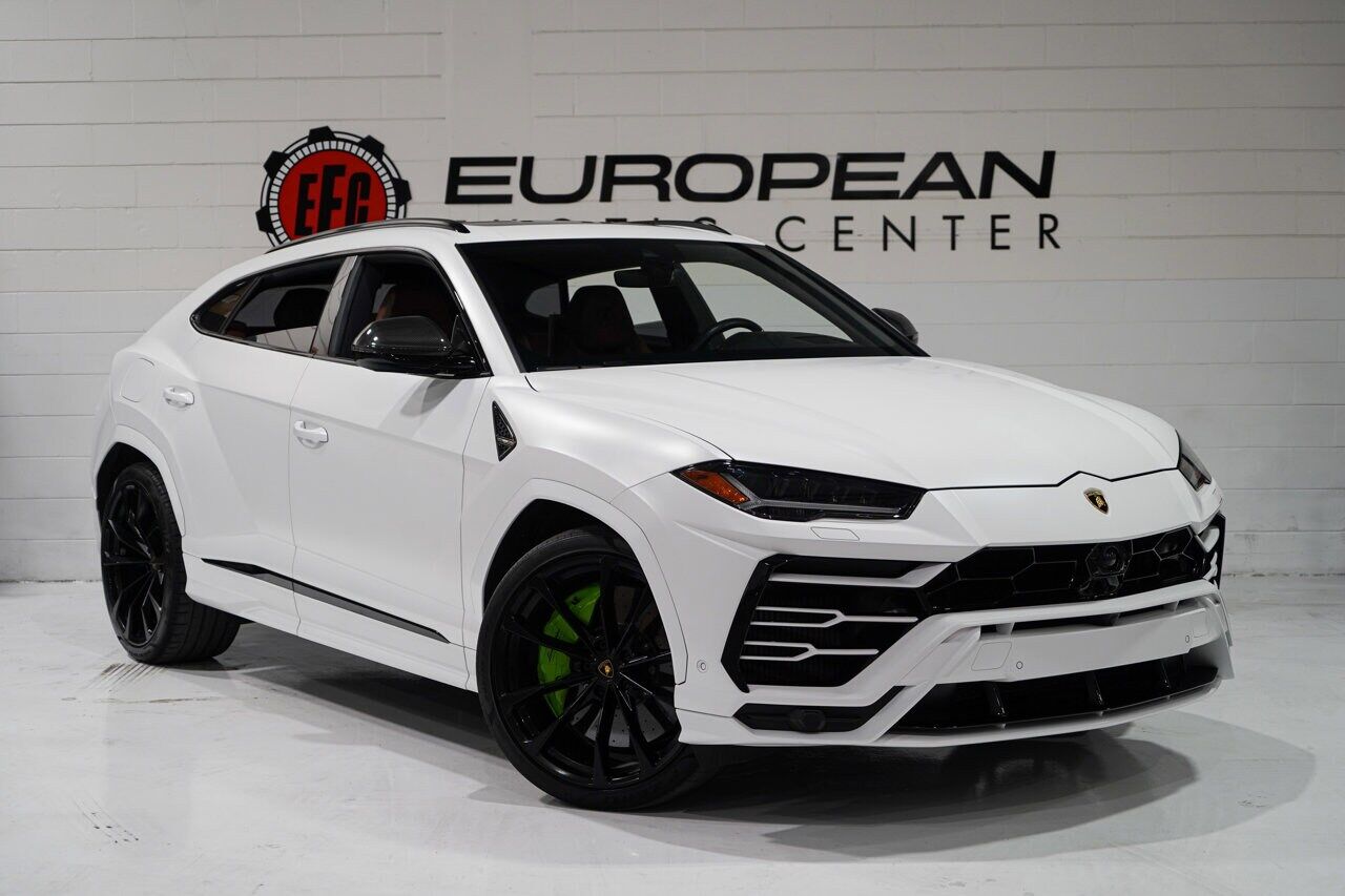 2021 LAMBORGHINI URUS