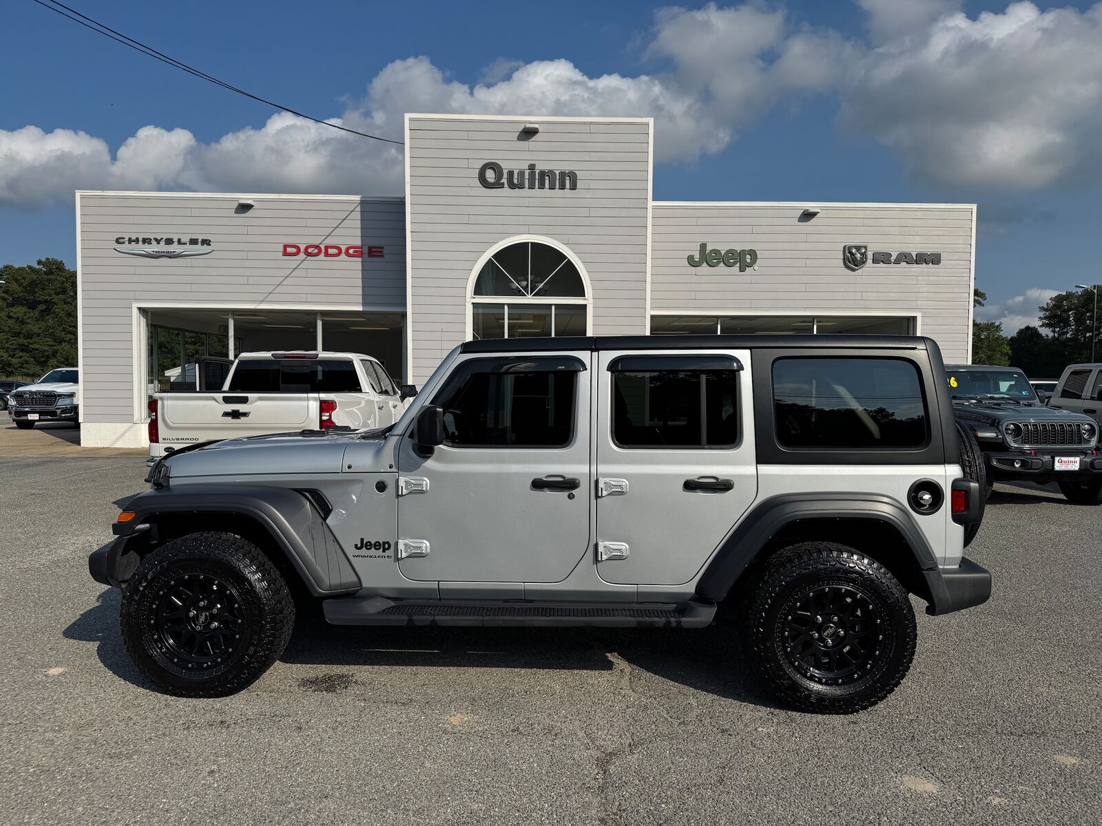 2023 JEEP Wrangler