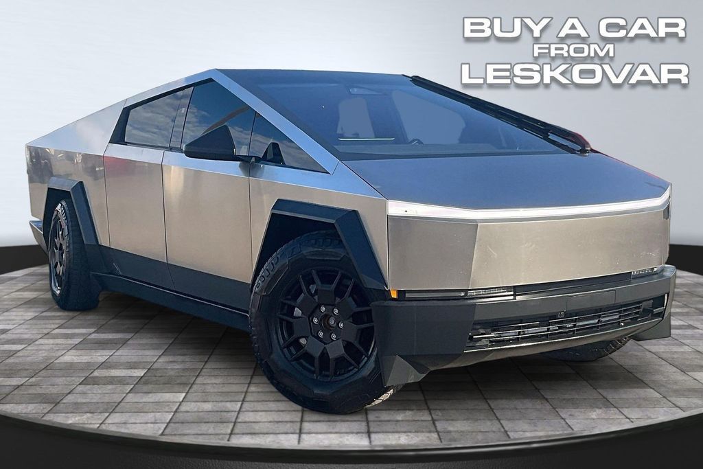 2024 TESLA Cybertruck