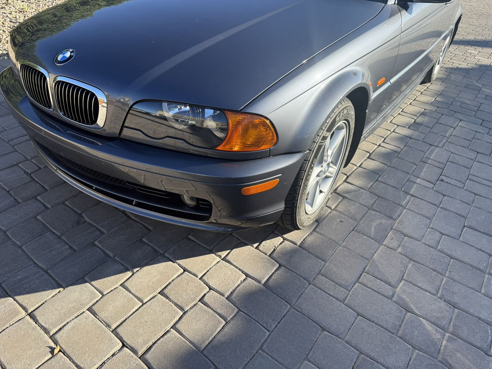 2002 BMW 325Ci