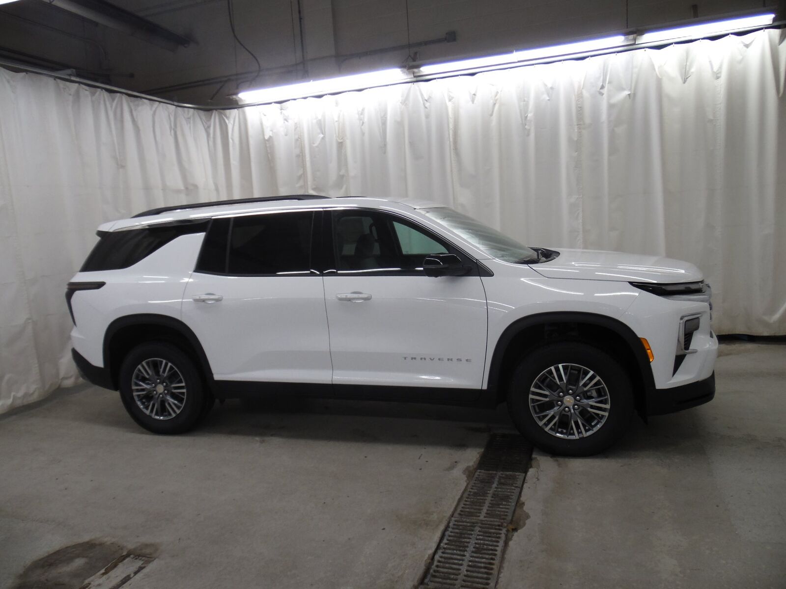 2027 CHEVROLET Traverse